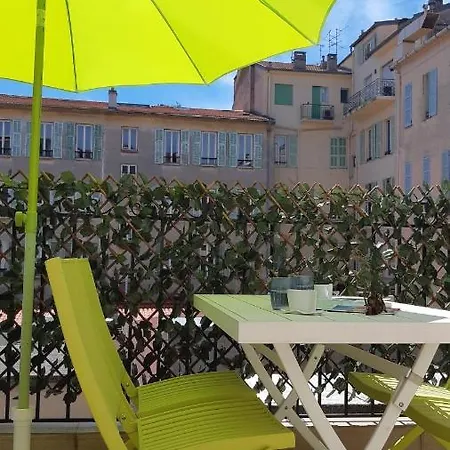F2 Terrasse, Moderne, Hyper Centre, Clim, Ascenseur Appartement *