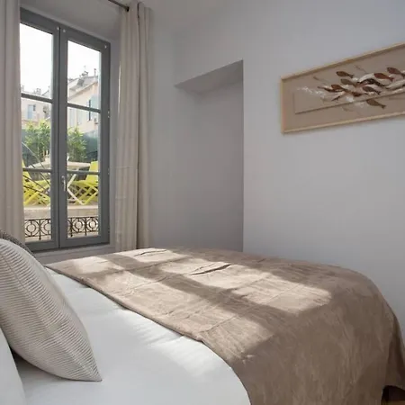 F2 Terrasse, Moderne, Hyper Centre, Clim, Ascenseur Appartement Nice