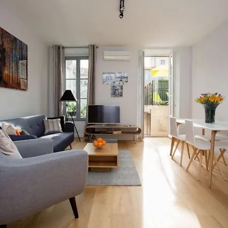 F2 Terrasse, Moderne, Hyper Centre, Clim, Ascenseur Appartement